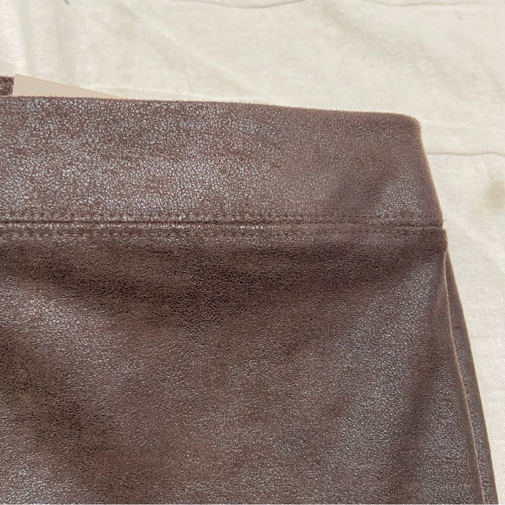 New with Tags Chico’s Faux Knit Suede Leggings Double Espresso Color Size 6 - Picture 8 of 12